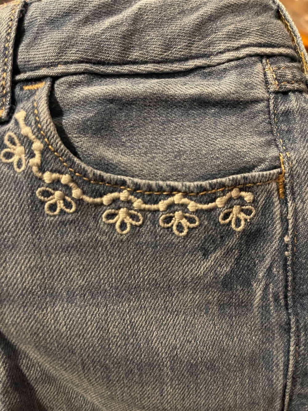 abercrombie kids Light Blue Wide-Leg Jeans with Cream Embroidery - Picture 3 of 6